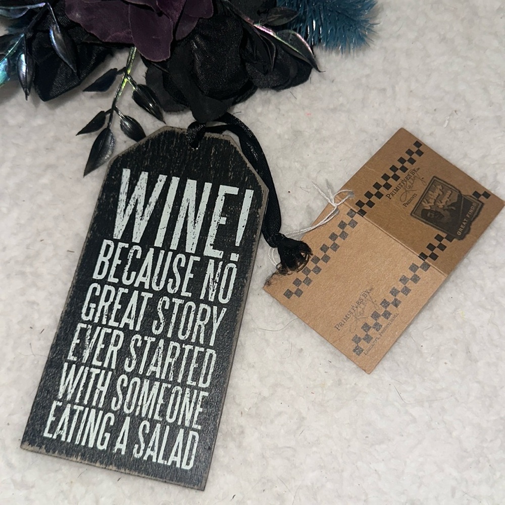 Wine Story Wooden Bottle Tag Gift NEW NWT